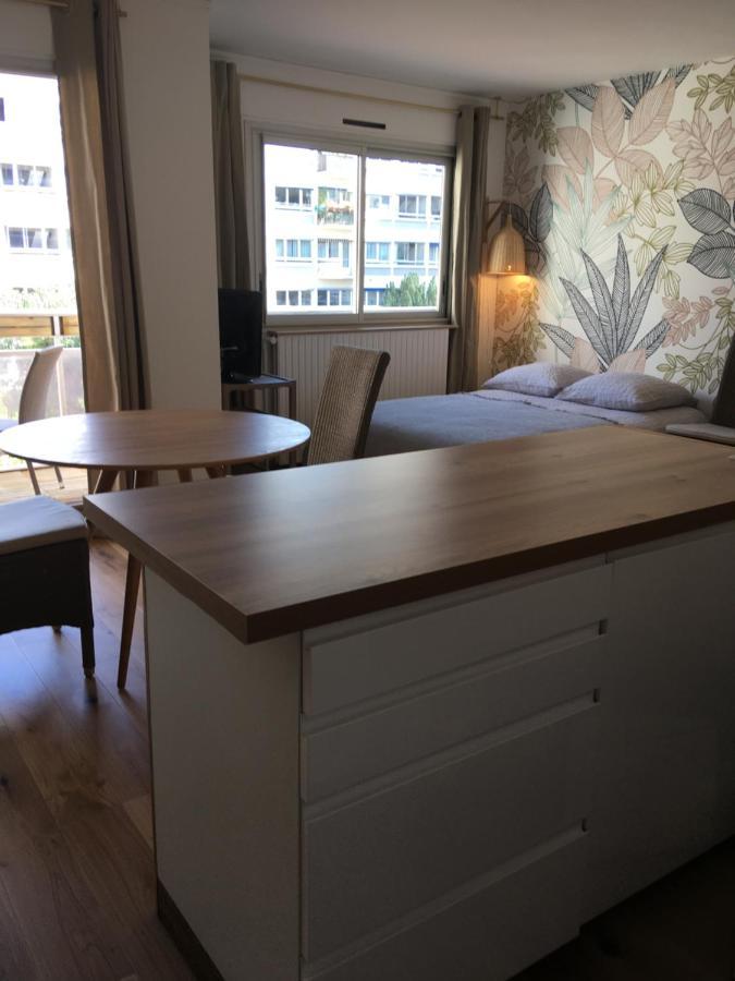 Logement Chic - Lyon 6 Brotteaux - Arrivee Autonome - Equipe Appartement Buitenkant foto